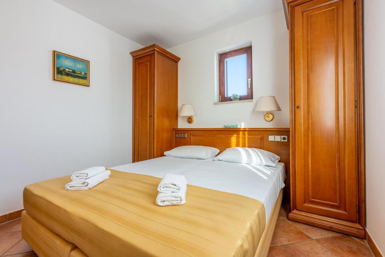 Guest House Agava Цриквеница Экстерьер фото