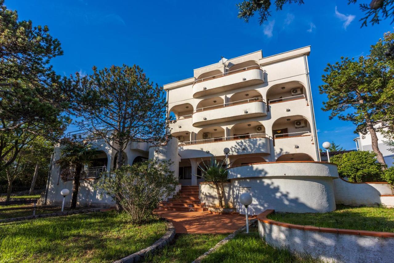 Guest House Agava Цриквеница Экстерьер фото