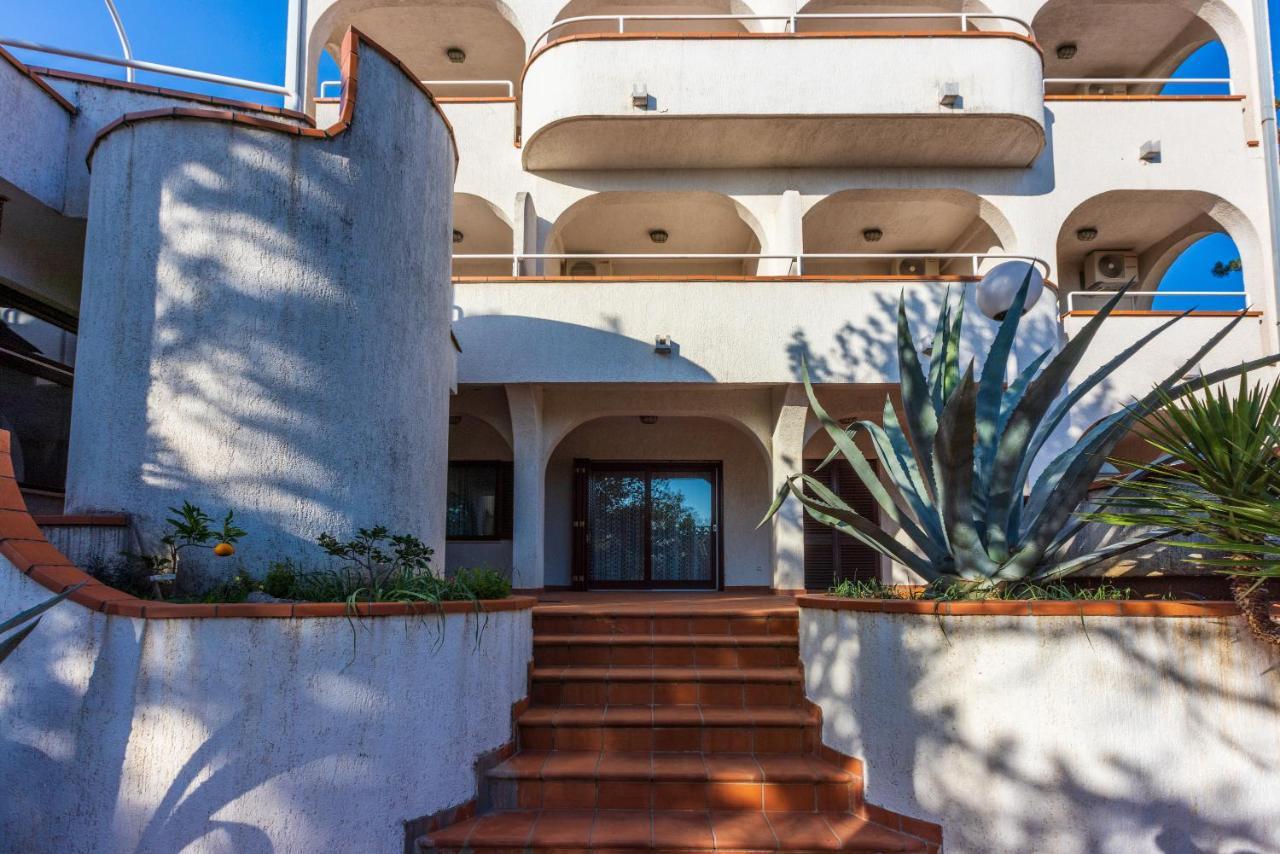 Guest House Agava Цриквеница Экстерьер фото